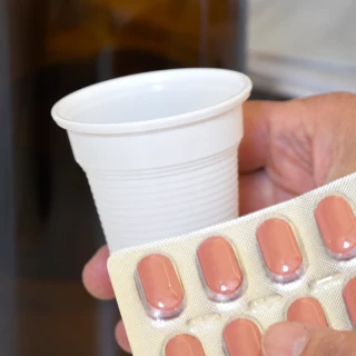 Kelímek bílý 0,1 l (PP) (Ø 57 mm), 100 ks